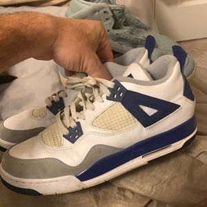 Jordan 4 retros